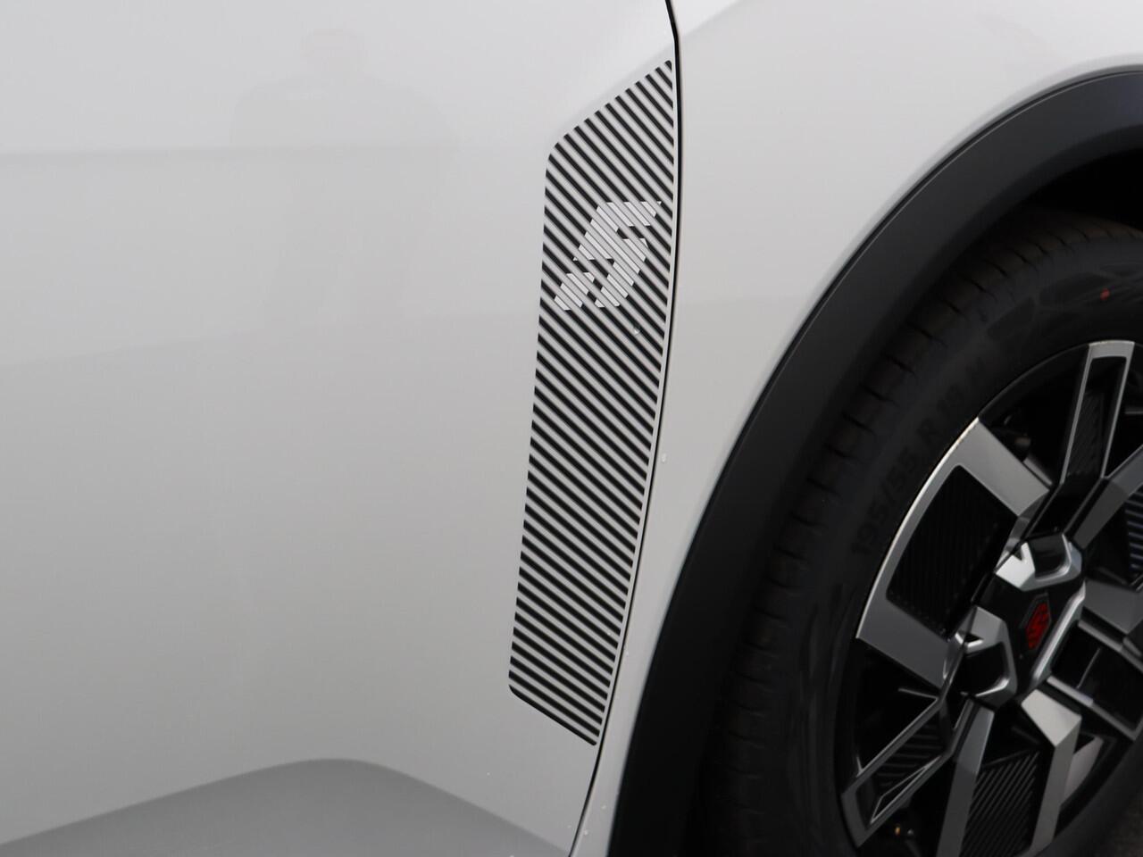 Renault 5 Techno Comfort range | Achteruitrijcamera | ISOFIX-bevestigingssysteem voor kinderzitjes op passagiersstoel en op de twee buitenste zitplaatsen achter | LED-dagrijverlichting met specifiek vormgegeven lichtsignatuur