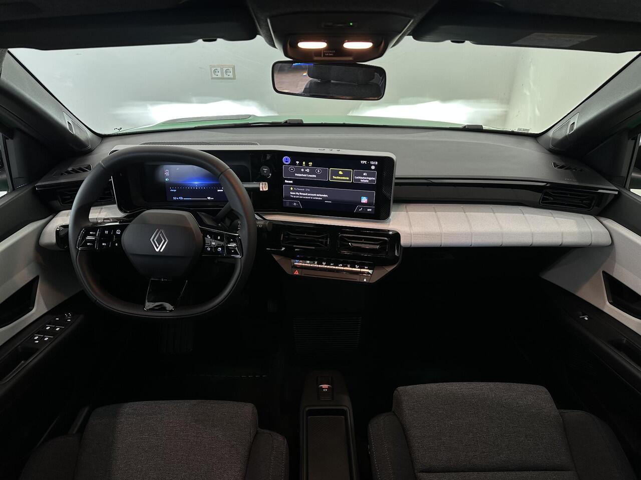 Renault 5 Urban Range FIVE 40 kWh | Van: ¤ 25.359,- nu rijklaar voor: ¤ 24.990,-