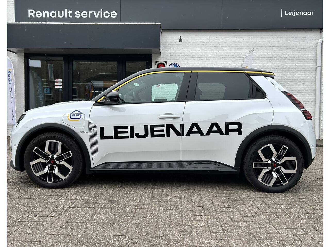 Renault 5 comfort range techno 52 kWh | Apple Carplay | Android auto | Adaptief cruise control | Stoelverwarming | Achteruitrijcamera |