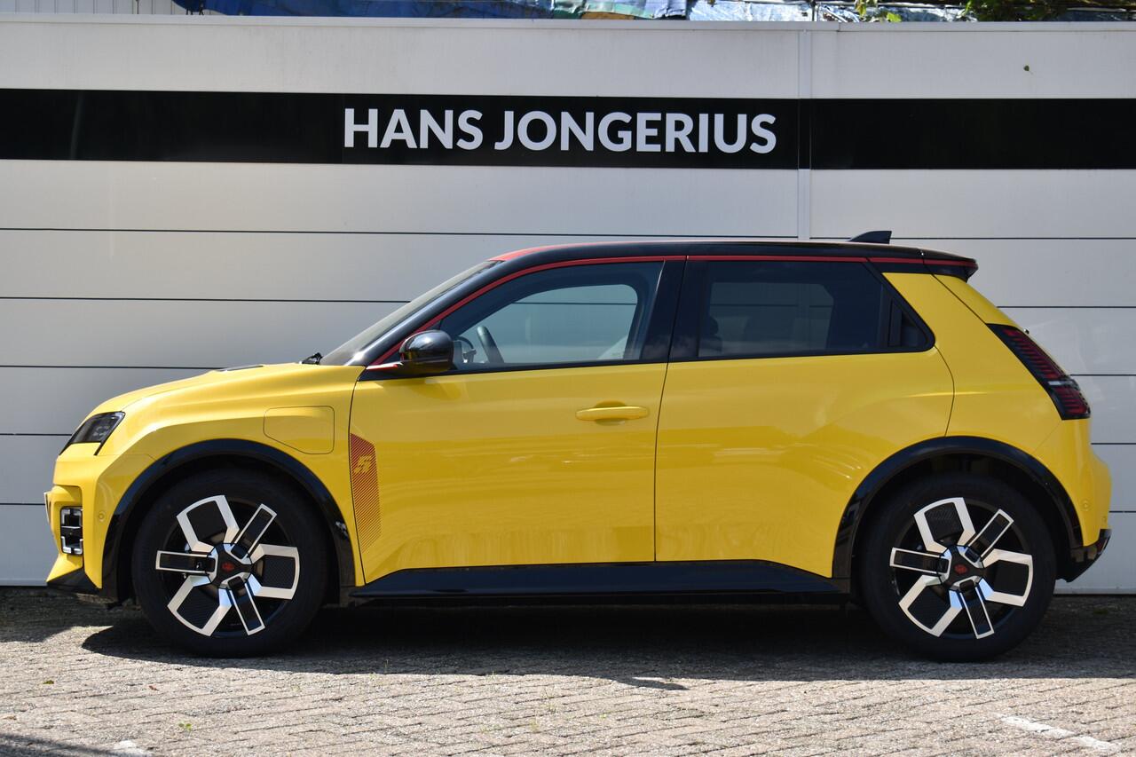 Renault 5 Iconic cinq | Achteruitrijcamera | Elektrisch verwarmbare voorstoelen | ISOFIX-bevestigingssysteem voor kinderzitjes op passagiersstoel en op de twee buitenste zitplaatsen achter