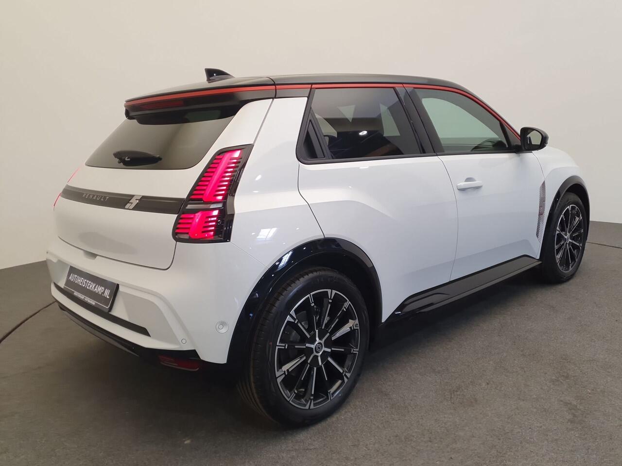 Renault 5 comfort range iconic cinq 52 kWh 150pk Camera, ACC