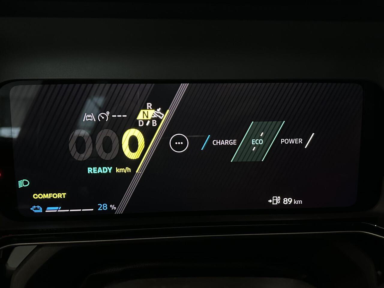 Renault 5 Urban Range Iconic Cinq 40 kWh | Harman Kardon | All season banden | Pack Safety & Advanced Driving Assist | Van: ¤ 33.959,- nu rijklaar voor: ¤ 32.459,-