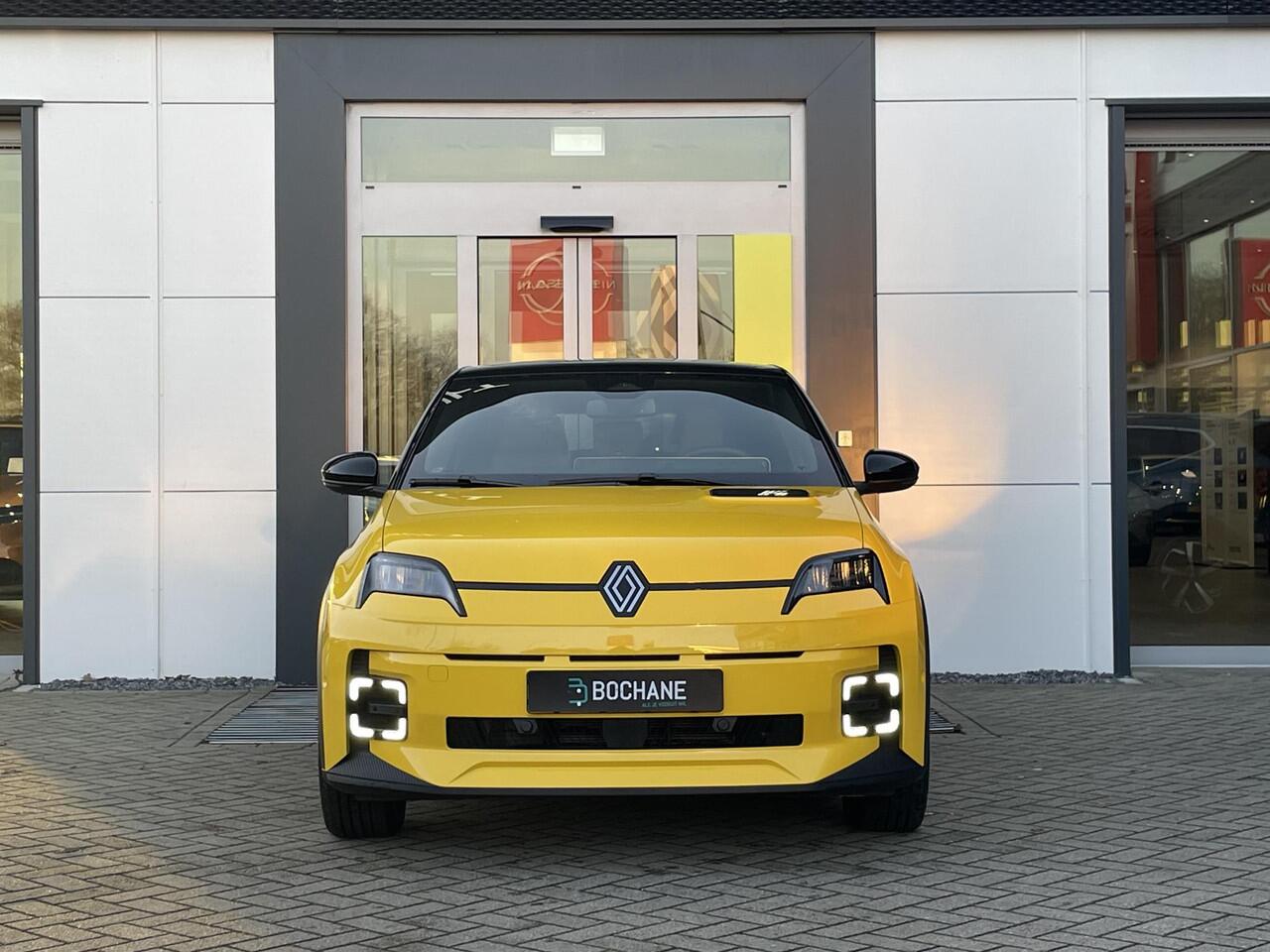 Renault 5 Comfort Range Techno 52kWh | Pack winter | Easy park assist