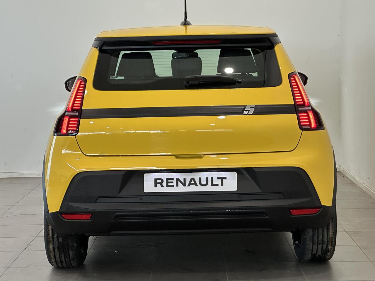 Renault 5 Urban Range Evolution 40 kWh | Pack Winter | Van: ¤ 29.059,- nu rijklaar voor: ¤ 27.559,-