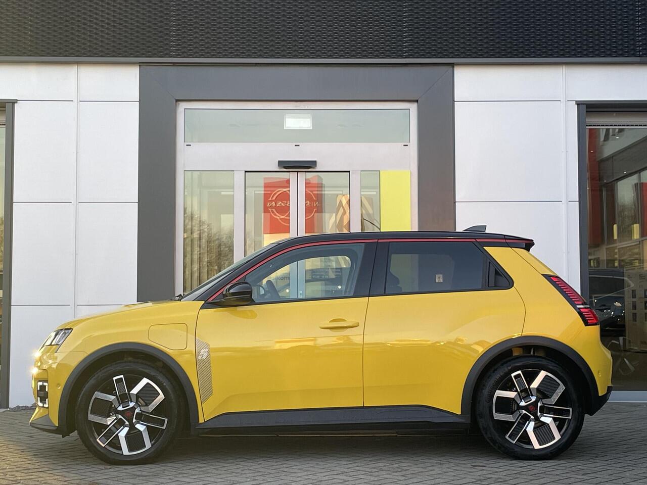 Renault 5 Comfort Range Techno 52kWh | Pack winter | Easy park assist