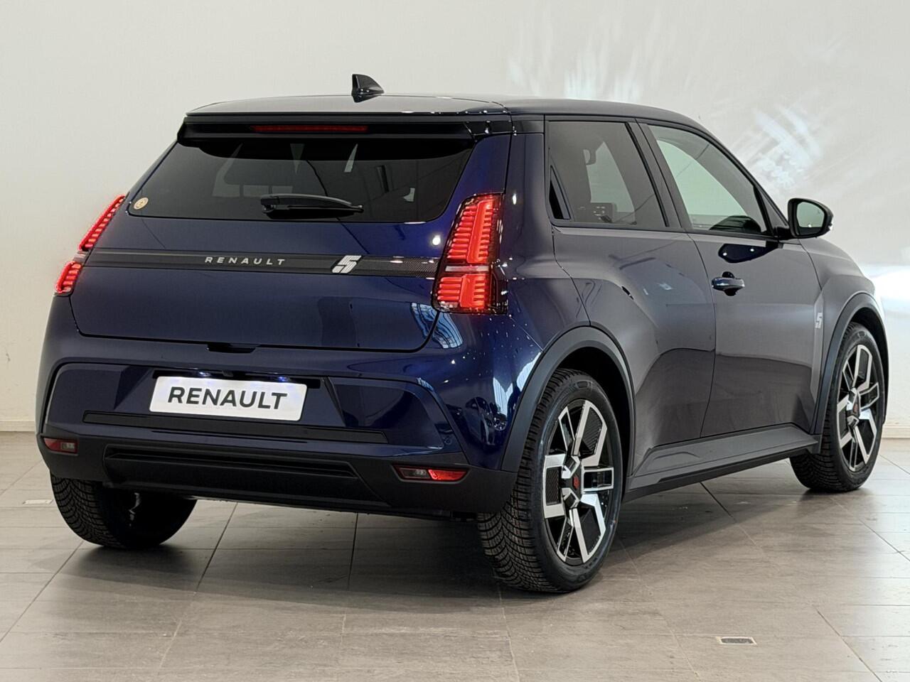 Renault 5 Comfort Range Techno 52 kWh | Harman Kardon | All season banden | Pack Advanced Driving Assist | Van: ¤ 35.909,- nu rijklaar voor: ¤ 34.909,-