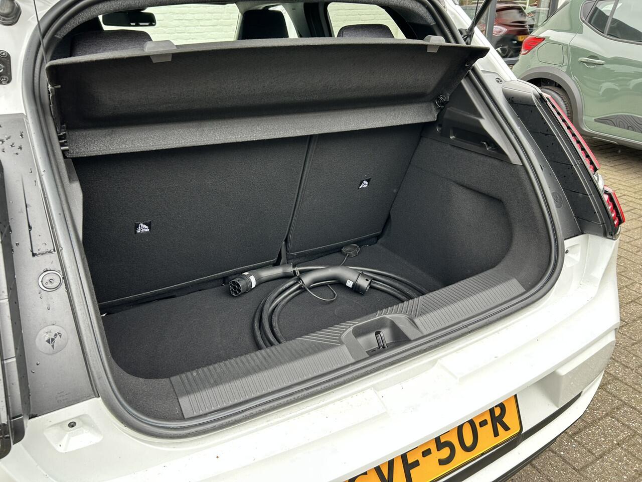 Renault 5 comfort range techno 52 kWh | Apple Carplay | Android auto | Adaptief cruise control | Stoelverwarming | Achteruitrijcamera |