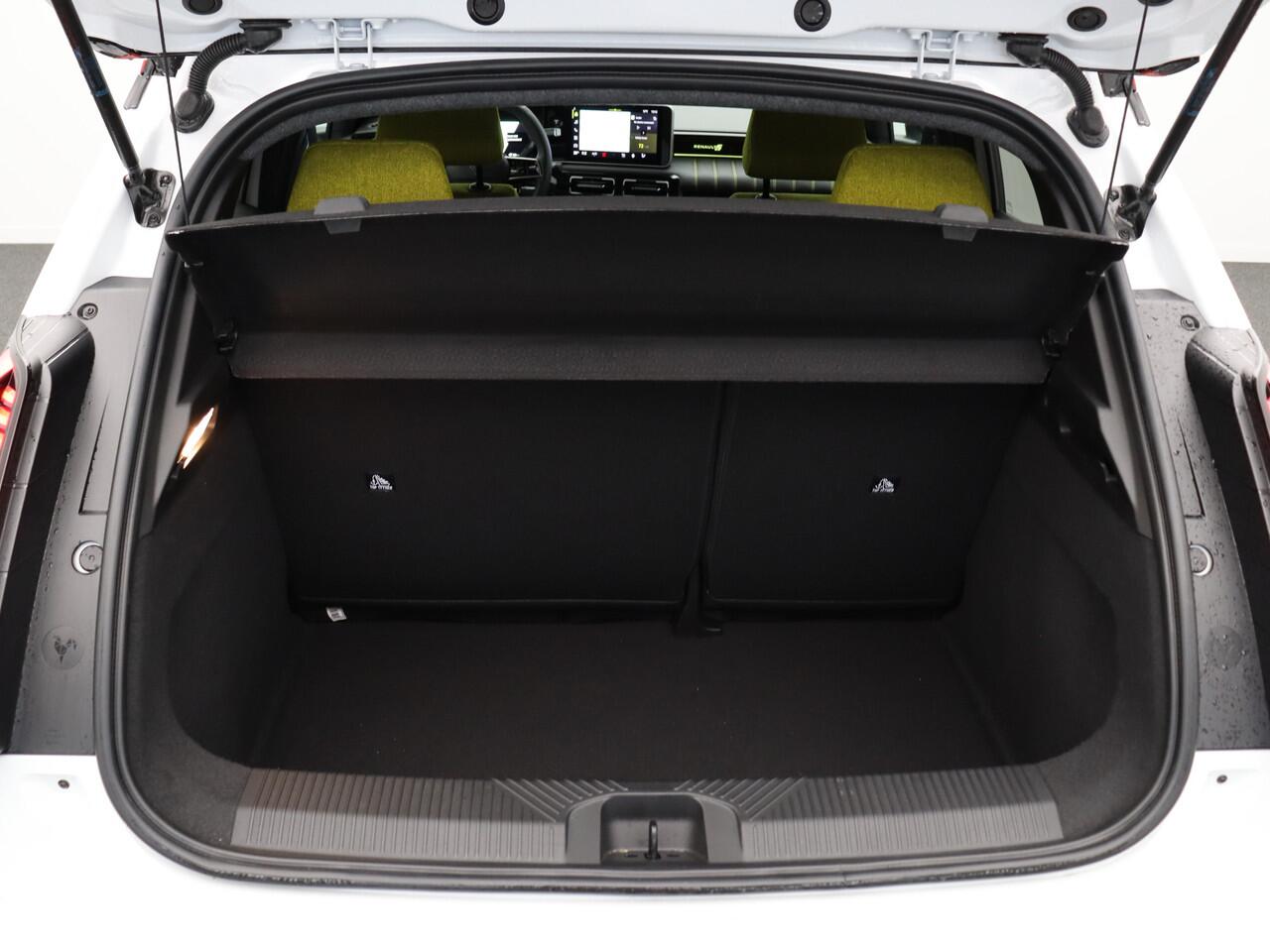 Renault 5 Iconic cinq Comfort range | Achteruitrijcamera | Elektrisch verwarmbare voorstoelen | ISOFIX-bevestigingssysteem voor kinderzitjes op passagiersstoel en op de twee buitenste zitplaatsen achter