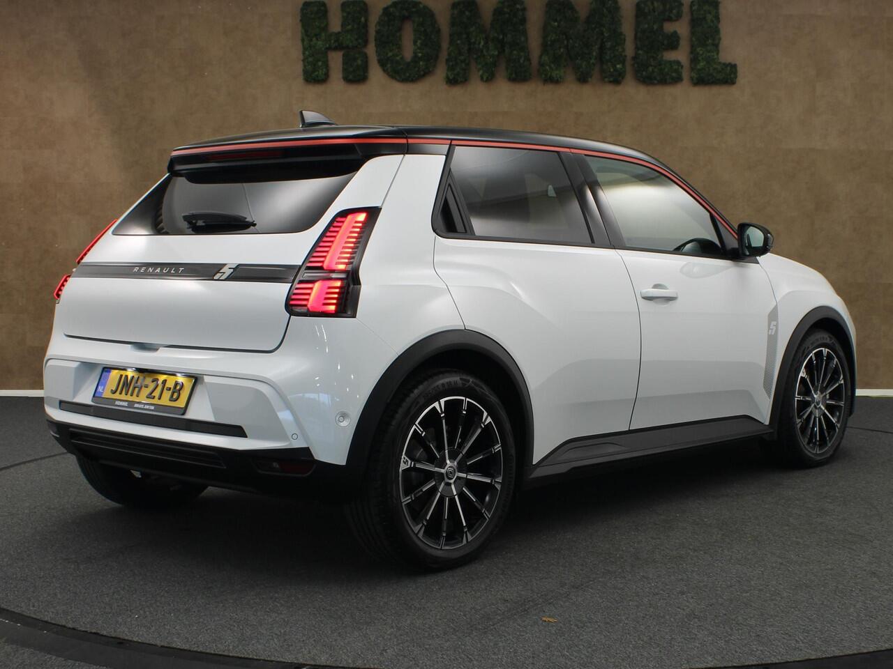 Renault 5 comfort range techno 52 kWh - SOH 99.8%!! - 3 FASE LADEN - AUTO VAN HET JAAR 2025 - DYNAMISCH RIJGEDRAG - PARKEERSENSOREN VOOR EN ACHTER - APPLE CARPLAY/ANDROID AUTO - NAVIGATIE - HARMAN/KARDON GELUIDSINSTALLATIE