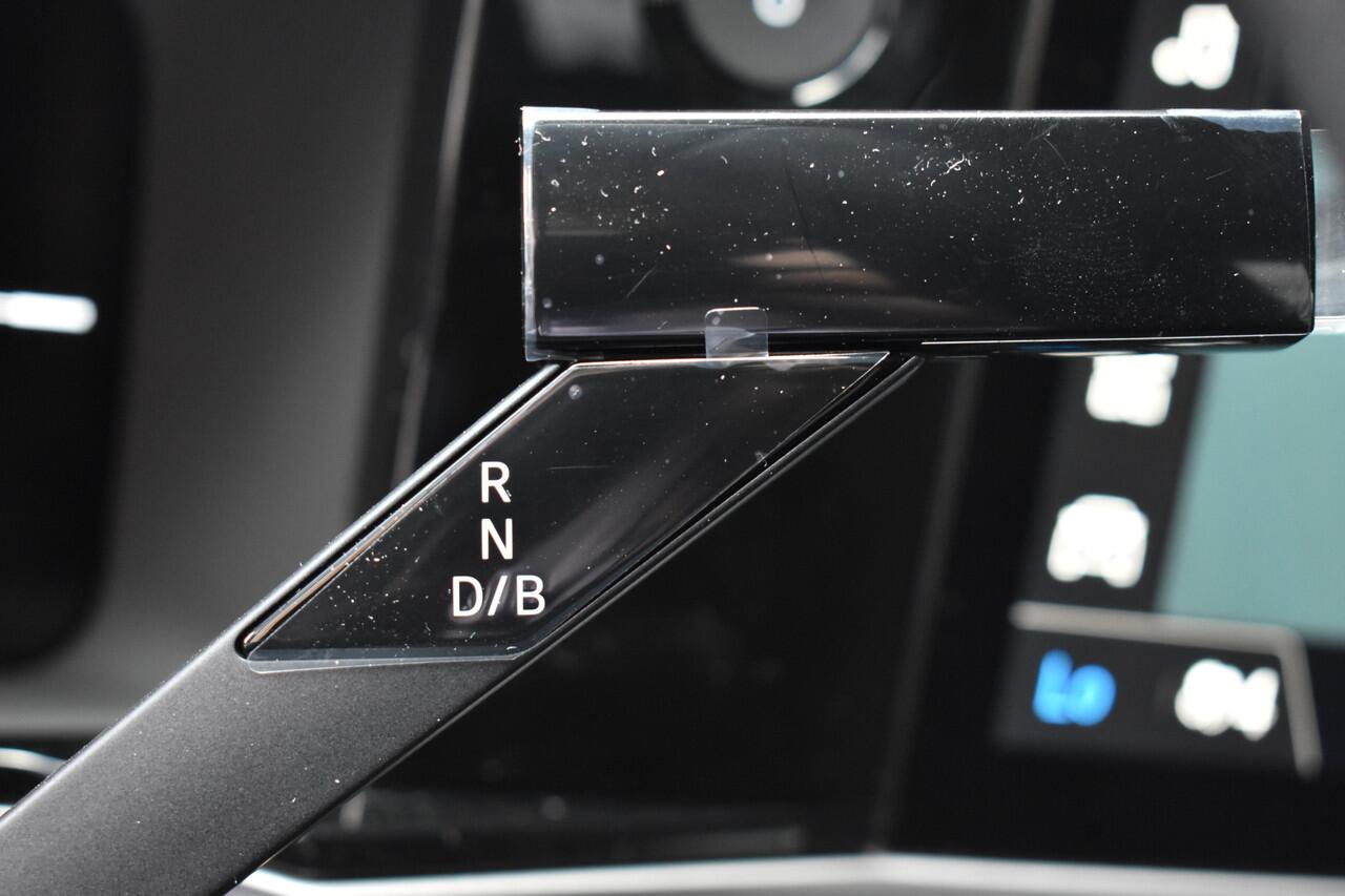 Renault 5 Evolution | Cruise control met snelheidsbegrenzer | Full LED koplampen | ISOFIX-bevestigingssysteem voor kinderzitjes op passagiersstoel en op de twee buitenste zitplaatsen achter