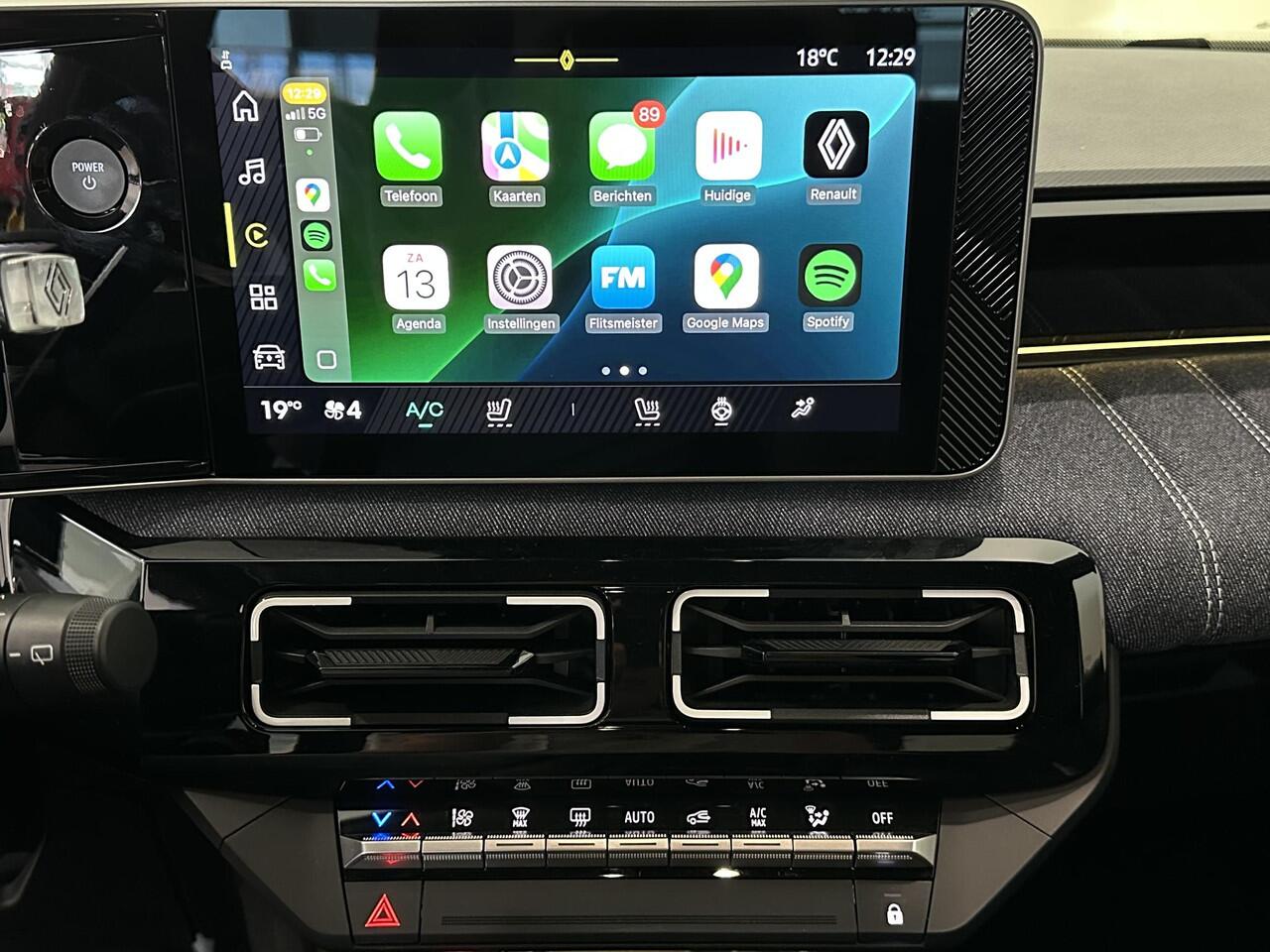 Renault 5 Urban Range Techno 40 kWh | Stoel- en stuurverwarming