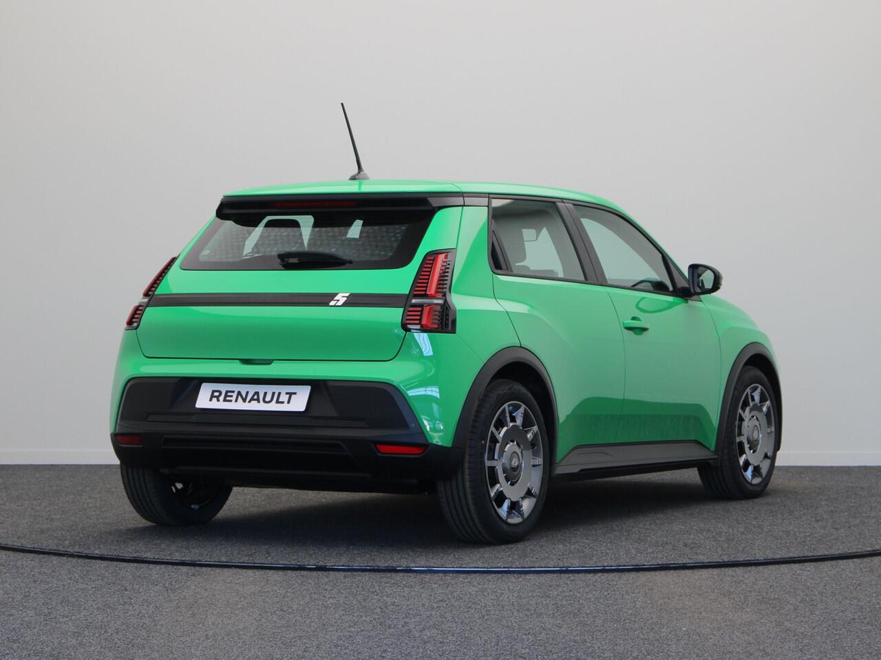 Renault 5 urban range FIVE 40 kWh | Parkeersensoren achter | Airco | Apple carplay / Android auto |