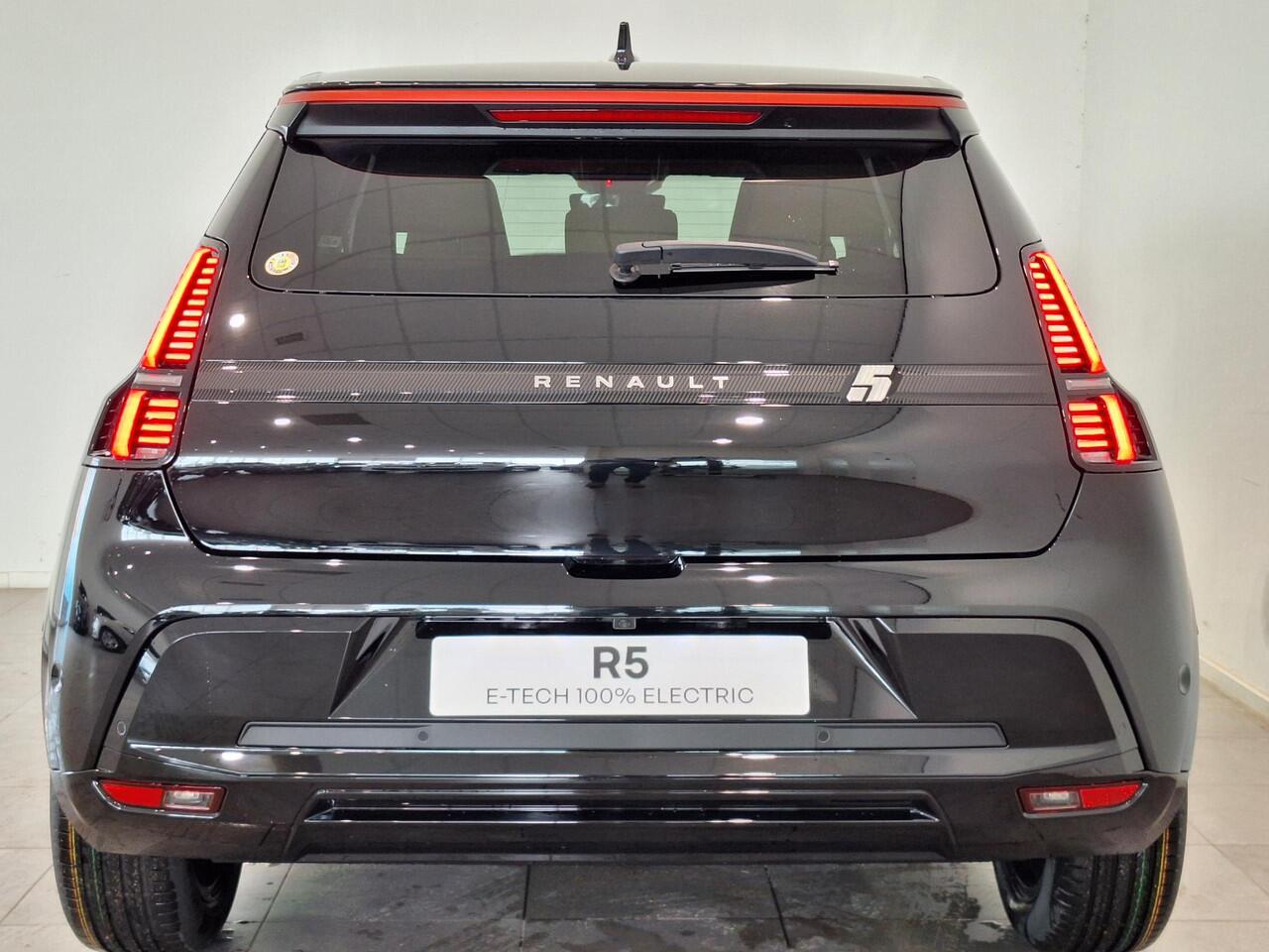 Renault 5 Urban Range Iconic Cinq 40 kWh | Harman Kardon | Pack Safety & Advanced Driving Assist | Van: ¤ 32.959,- nu rijklaar voor: ¤ 31.459,-