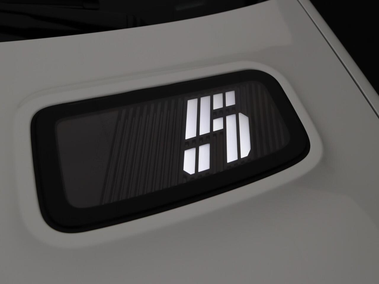 Renault 5 Techno Comfort range | Achteruitrijcamera | ISOFIX-bevestigingssysteem voor kinderzitjes op passagiersstoel en op de twee buitenste zitplaatsen achter | LED-dagrijverlichting met specifiek vormgegeven lichtsignatuur