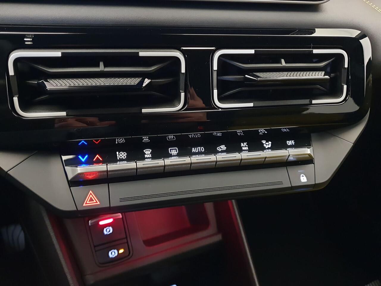 Renault 5 comfort range iconic cinq 52 kWh 150pk Camera, ACC