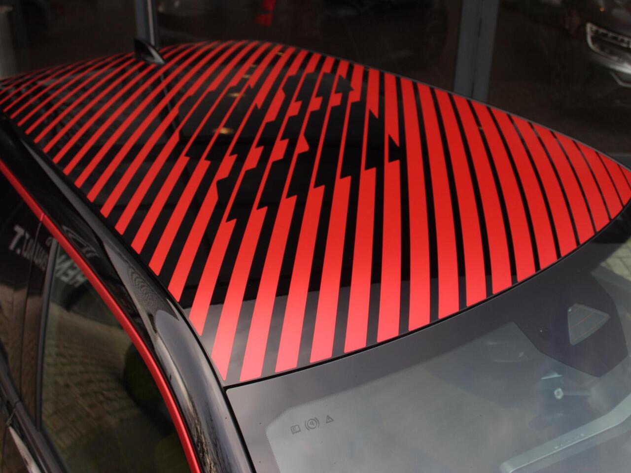 Renault 5 comfort range iconic cinq 52 kWh AUTOMAAT / NIEUW / DIRECT RIJDEN / HARMAN KARDON / PACK WINTER / DAKSTICKER / NAVI / ADAPT. CRUISE / CLIMATE / CAMERA / PDC / PRIVACY GLASS / 18'' LMV