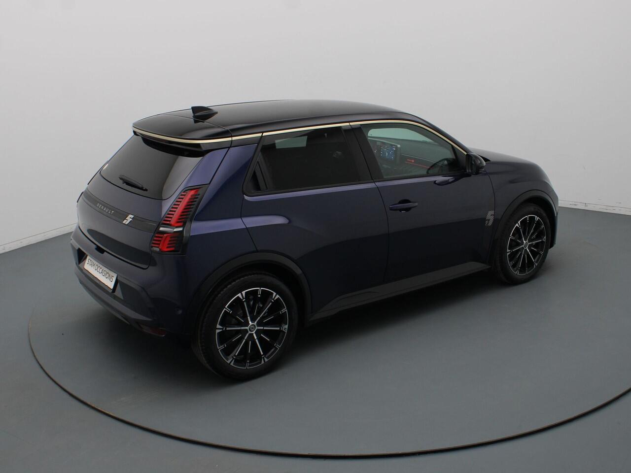 Renault 5 comfort range iconic cinq 52 kWh Automaat Camera | Adapt. Cruise | Parkeersens. v+a | Stoel-/stuurverw.