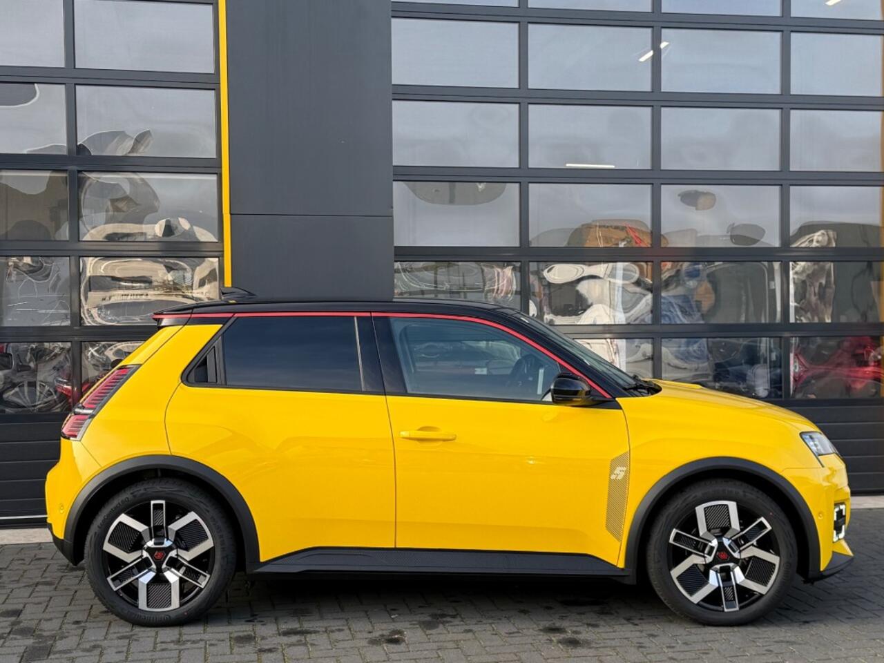 Renault 5 Techno 52 kWh 150pk Comfort Range Harman Kardon Pack Winter