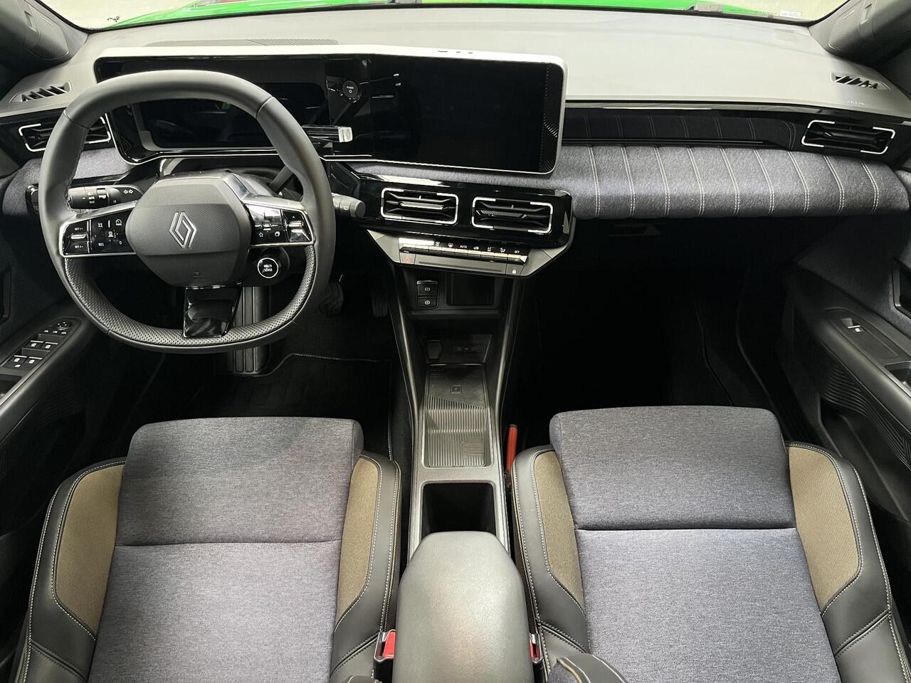 Renault 5 comfort range Techno 52 kWh AUTOMAAT / Voorstoelen + stuurwiel verwarmd / Parkeersensoren voor + achter / Navigatiesysteem full map / Cruise control / Apple Car Play & Android Auto / Automatische airco