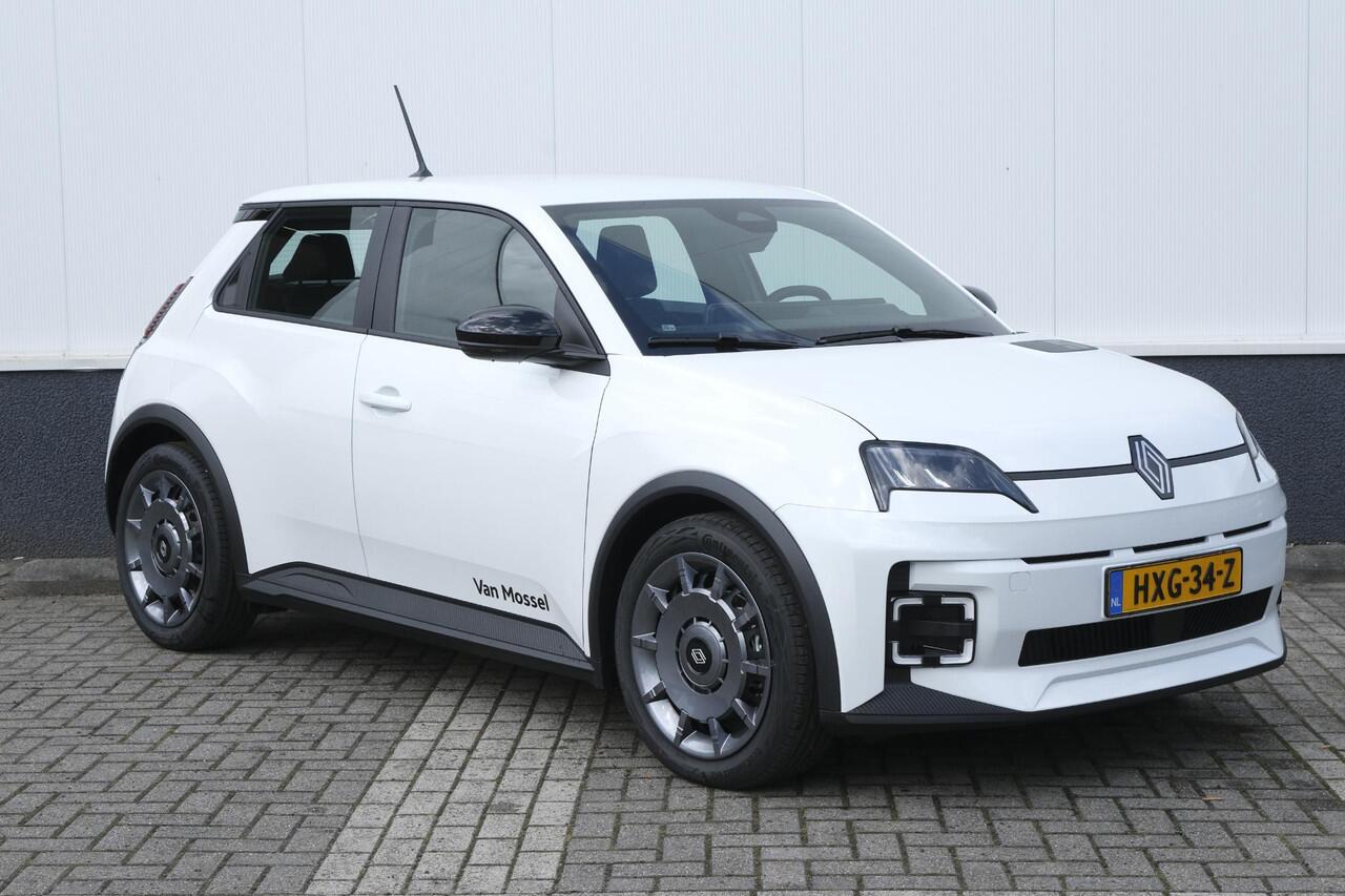 Renault 5 40kWh Urban Range Evolution 120PK | Stoelverwarming | Keyless | Apple CarPlay & Android Auto | Parkeersensoren | Climate Control