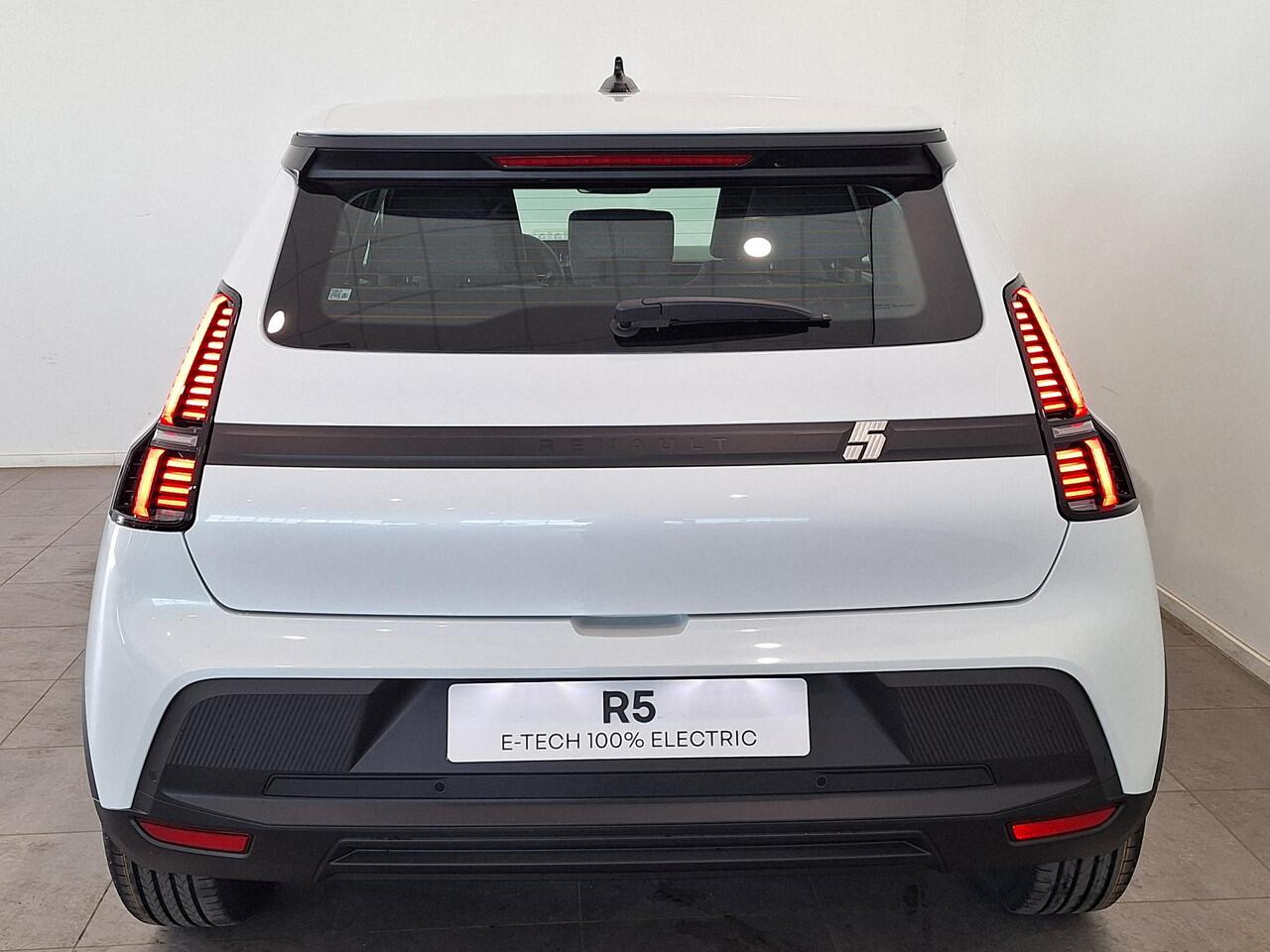 Renault 5 Urban Range Evolution 40 kWh | Van: ¤ 29.059,- nu rijklaar voor: ¤ 27.559,-