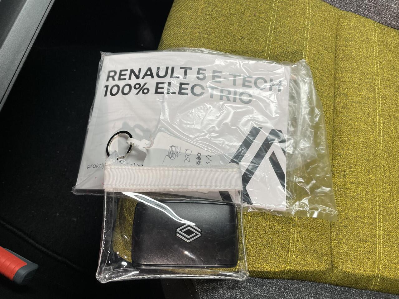 Renault 5 urban range iconic cinq 40 kWh Airco | Navigatie | Apple Carplay / Android auto