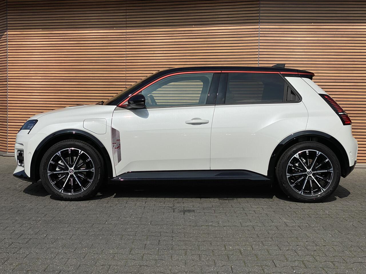 Renault 5 comfort range iconic cinq 52 kWh Harman Kardon premium audio / Nwe auto