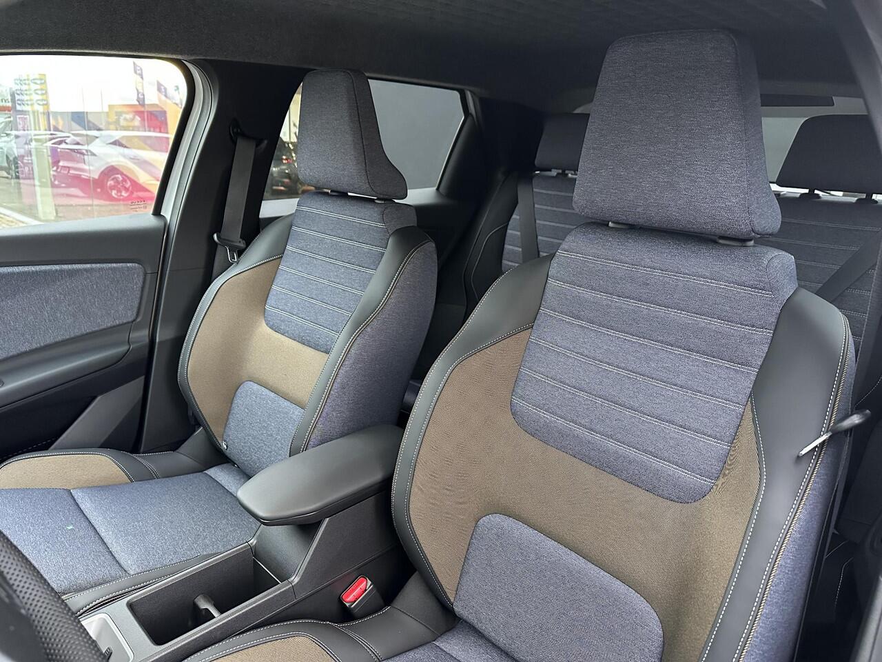 Renault 5 Techno Urban Range Techno 120 pk l Meer dan ¤ 1.500 voorraadvoordeel! l Gratis 5 jaar fabrieksgarantie! l Uit voorraad leverbaar!