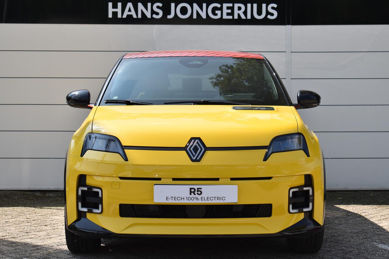 Renault 5 Iconic cinq | Achteruitrijcamera | Elektrisch verwarmbare voorstoelen | ISOFIX-bevestigingssysteem voor kinderzitjes op passagiersstoel en op de twee buitenste zitplaatsen achter