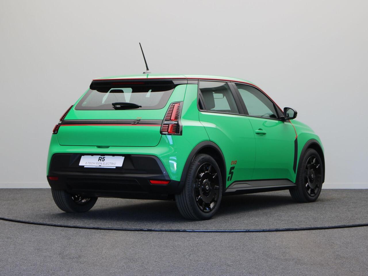 Renault 5 EVO Urban Range 120pk 40 kWh | Exclusief bij ABD | Vol opties | Sportief design | Carbon |