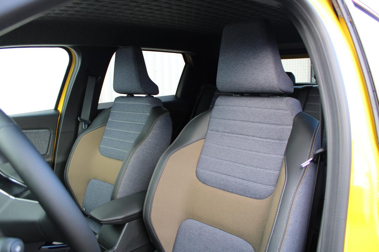 Renault 5 comfort range techno 52 kWh EV UIT VOORRAAD LEVERBAAR / DIRECT RIJDEN!