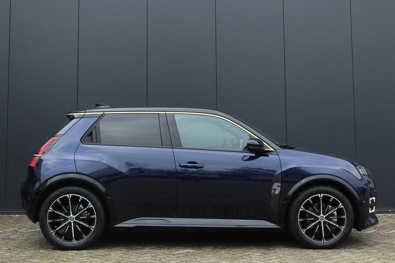 Renault 5 E-TECH Iconic Cinq 150Pk 52 kWh | Google Navigatie | Draadloze Carplay | MultiSense | FULL LED Verlichting | Pack Safety & Advanced Driving Assist | Harman Kardon Geluidsysteem |