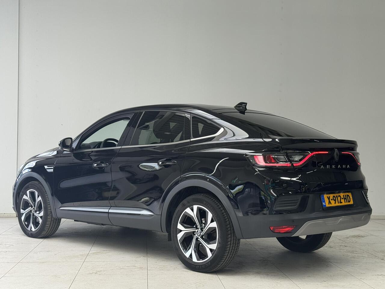 Renault Arkana 1.6 E-Tech full hybrid 145 techno | Navigatie | Camera | Lichtmetalen velgen 18" |