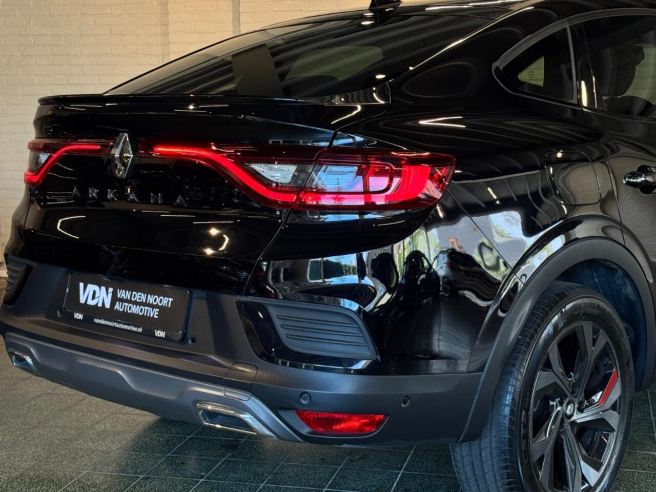 Renault Arkana 1.3 TCe Mild Hybrid R.S. Line 140pk Camera ACC Grote Navi Leder 18''