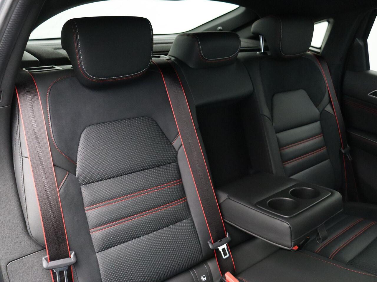 Renault Arkana 145pk E-Tech Hybrid R.S. Line | 1e Eigenaar! | Stoel & Stuurverwarming | Trekhaak | Elektrische voorstoelen | Adaptieve Cruisecontrol |