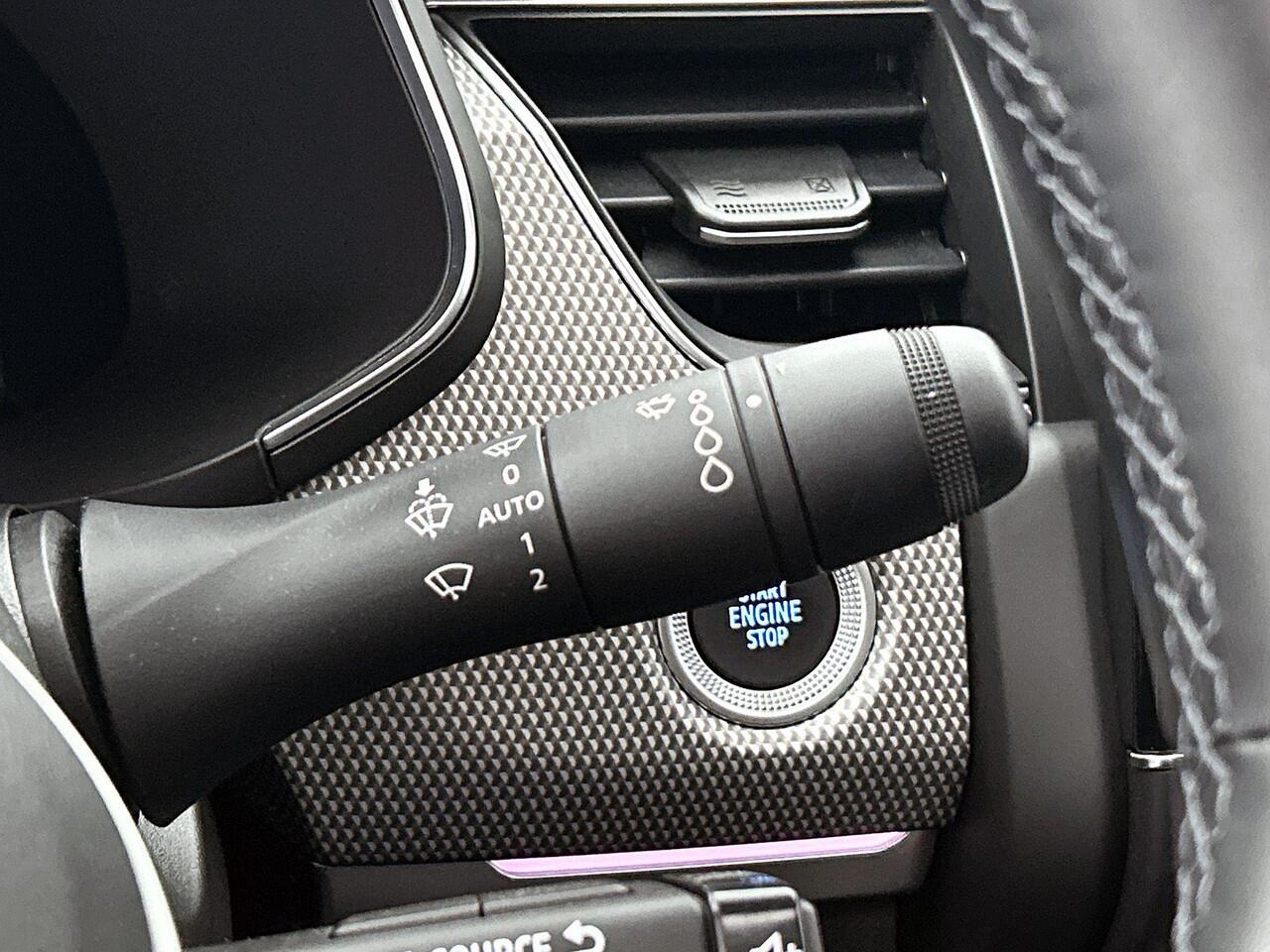 Renault Arkana 1.6 E-Tech Full Hybrid Techno 145PK | Automaat | Schuif-/Kanteldak | Navigatie | Achteruitrijcamera | Apple CarPlay & Android Auto