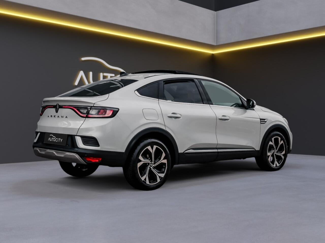 Renault Arkana 1.3 Mild Hybrid Techno Pano l Camera l Keyless l LED