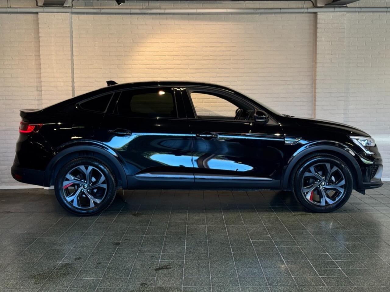 Renault Arkana 1.3 TCe Mild Hybrid R.S. Line 140pk Camera ACC Grote Navi Leder 18''