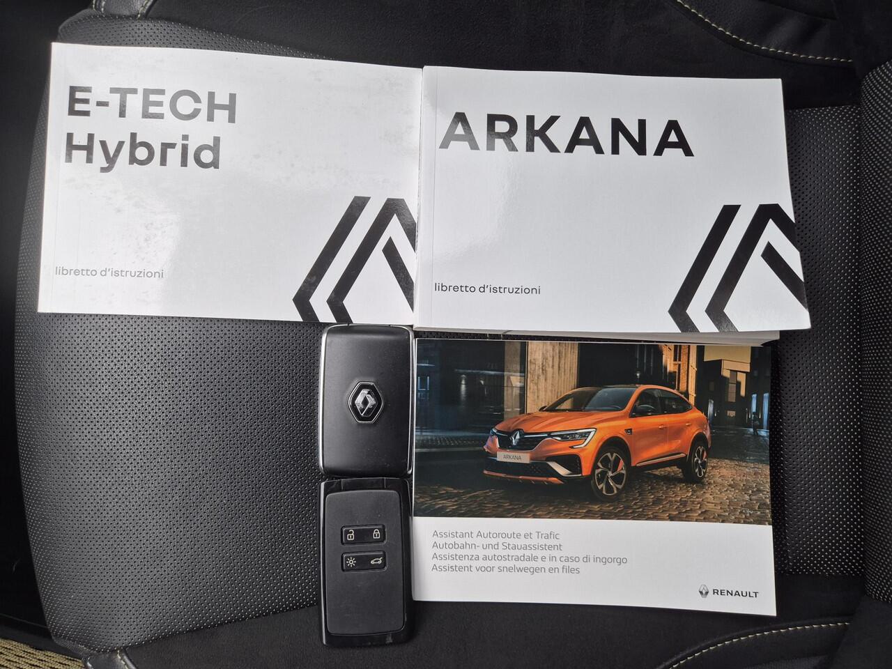 Renault Arkana 1.6 E-Tech Engineered/RS full hybrid 145 Automaat / Pack Solid / Pack Advanced Driving / Stuur-, en Stoelverwarming / Achteruitrijcamera / Keyless Entry/Start / Adaptief CC / Apple Carplay Android Auto / Elektrisch voorstoelen /