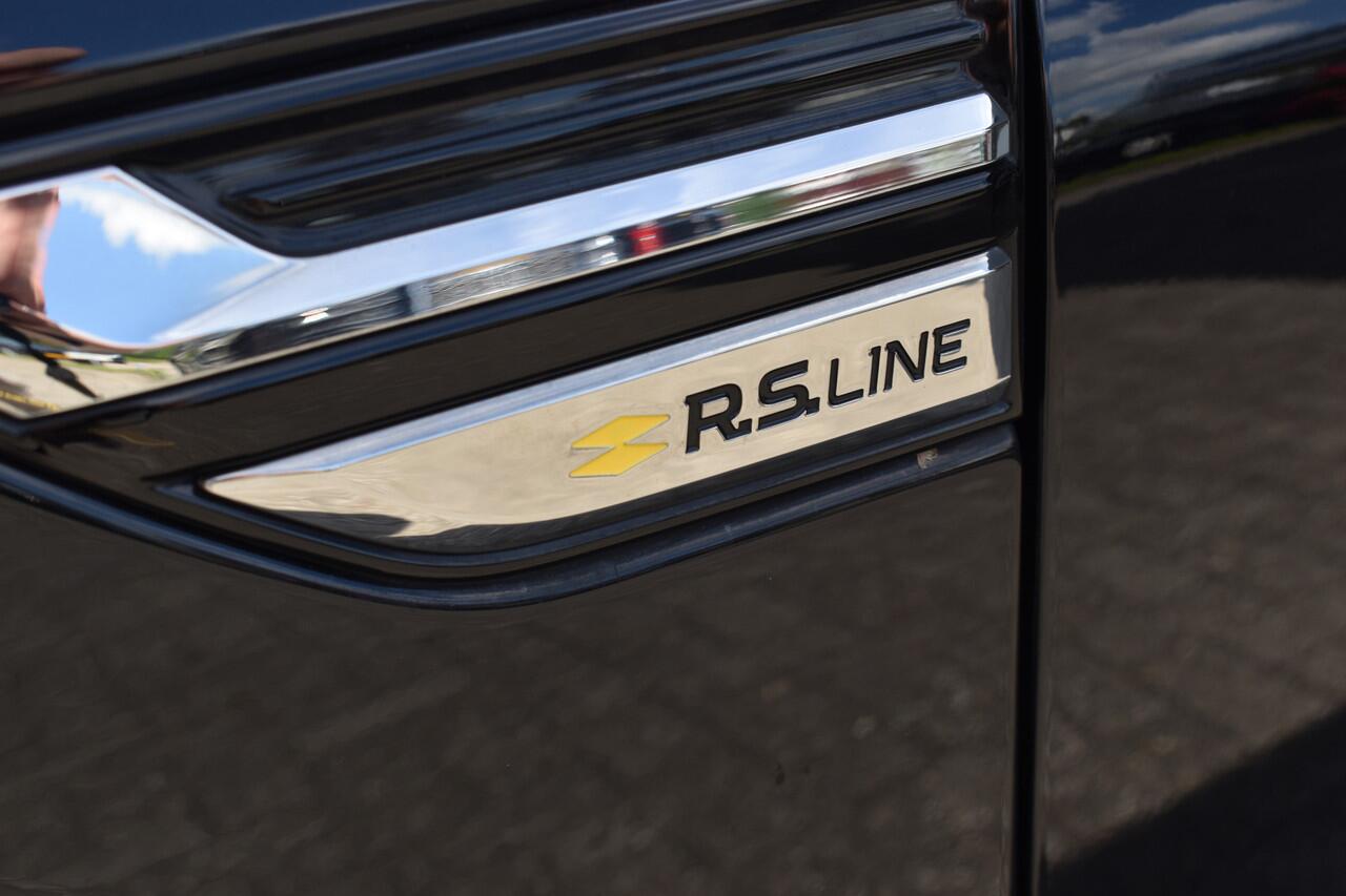 Renault Arkana 1.6 E-Tech Mild Hybrid 145 R.S. Line Automaat / Keyless / Trekhaak / 18'' LM / Parkeerhulp / Leder