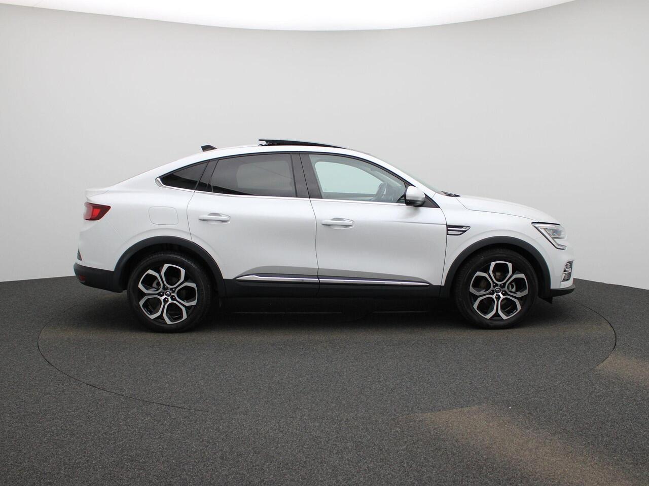 Renault Arkana 1.6 E-Tech hybrid 145 techno | Glazen Schuif-/Kanteldak | Stoel- & Stuurwielverwarming | Blind Spot Warning | Camera | PDC Rondom | 9,3" Full-Map Navigatie | Keyless | LED Pure Vision | 18" LMV | Apple Carplay & Android Auto