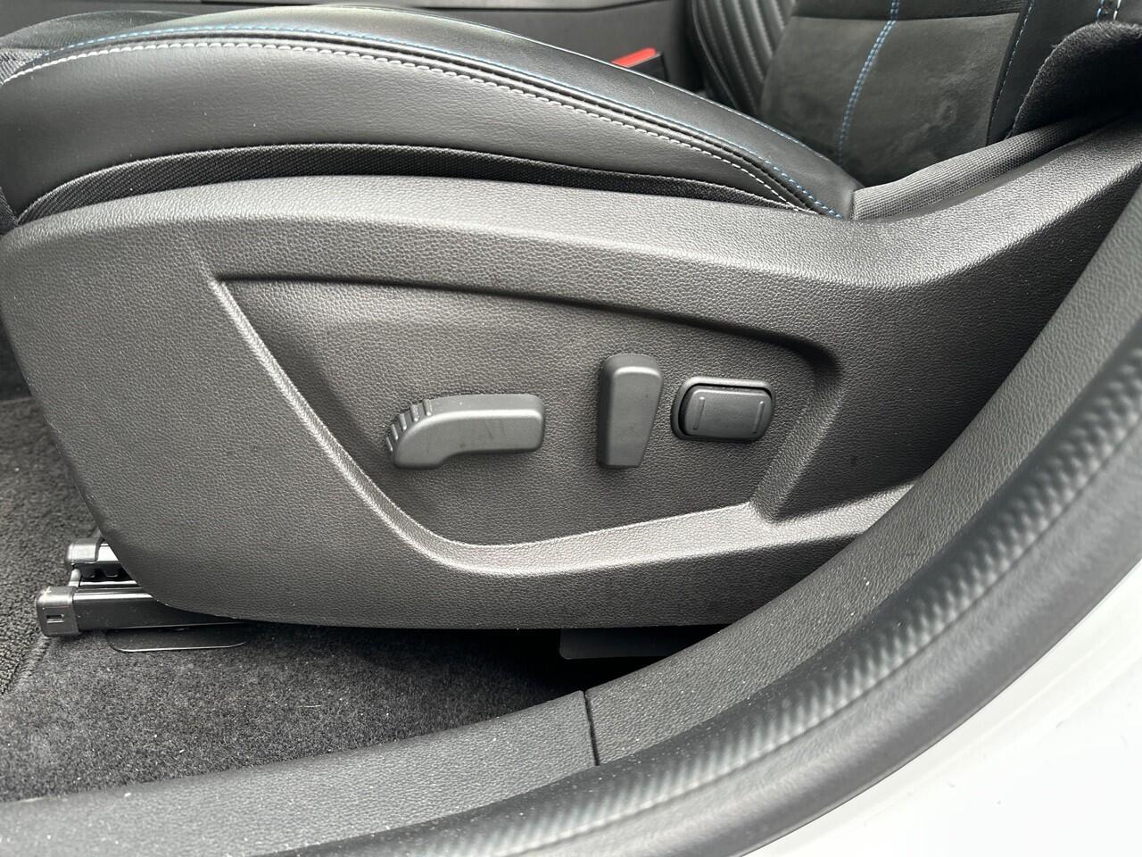 Renault Arkana 1.6 E-Tech full hybrid 145 esprit Alpine CAMERA / ADAPT CRUISE / NAVI / STOELVERW / STUURVERW