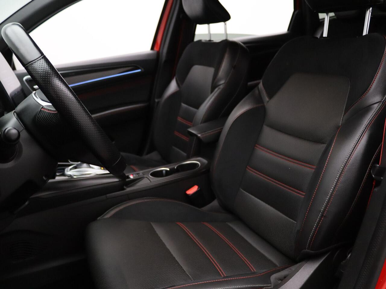 Renault Arkana E-Tech Hybrid 145pk R.S. Line Automaat Camera | Adapt. Cruise | Navi | Parkeersens. v+a | Stoel-/stuurverw.