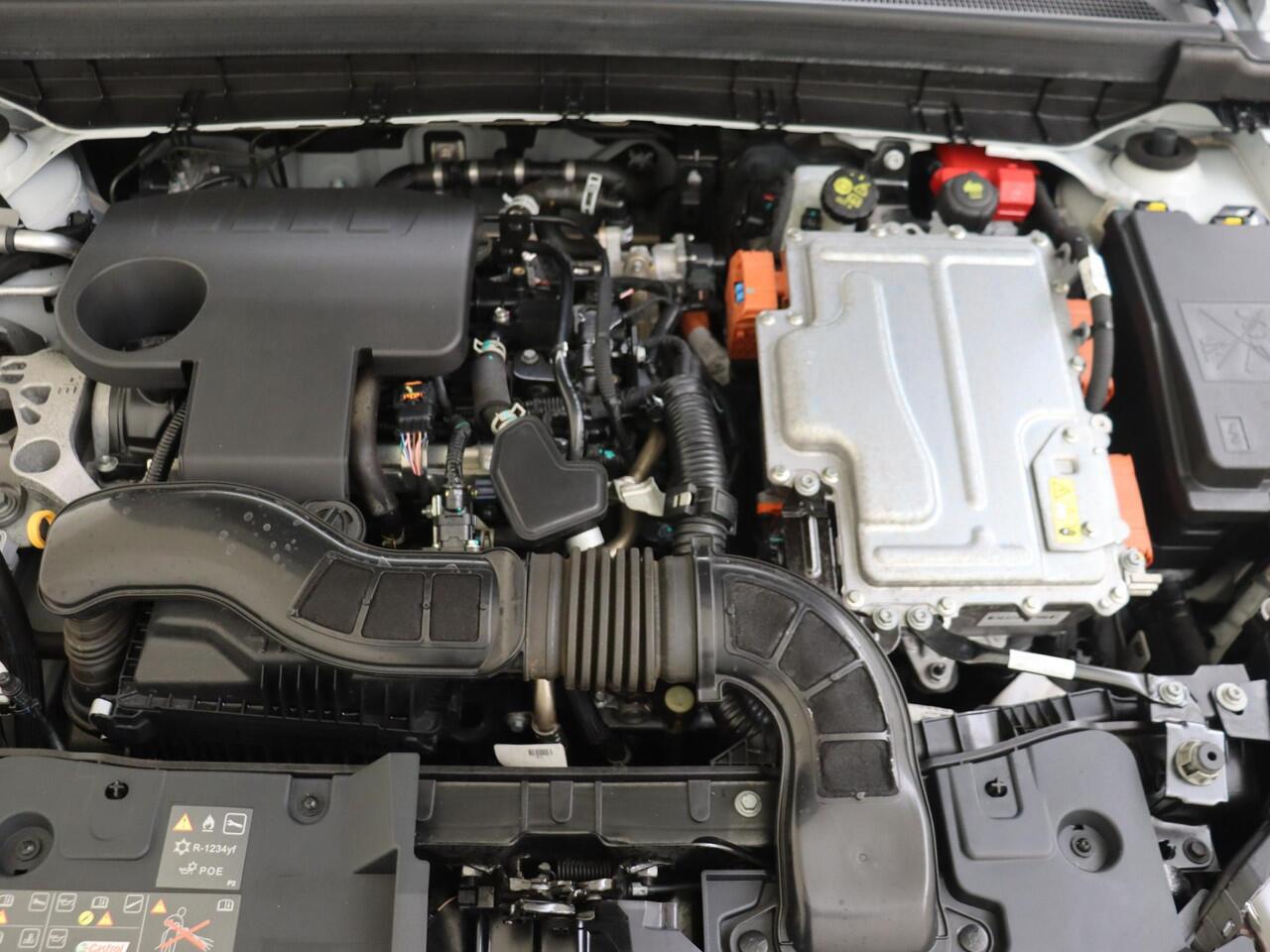 Renault Arkana 1.6 E-Tech hybrid 145 RS Line | parelmoer lak | Lederen bekleding | LM velgen