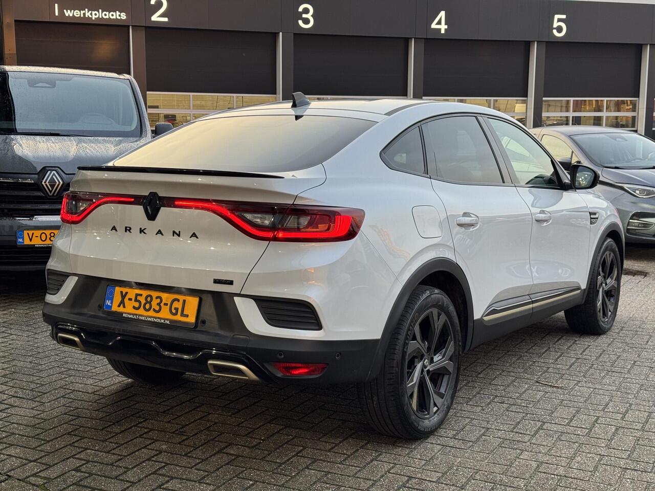 Renault Arkana 1.6 E-Tech hybrid 145 E-Tech engineered AUTOMAAT / PARKEERSENSOREN + CAMERA / LICHTMETAAL / CLIMATE CONTROL / ADAPTIEVE CRUISE CONTROL / DEALER ONDERHOUDEN!!