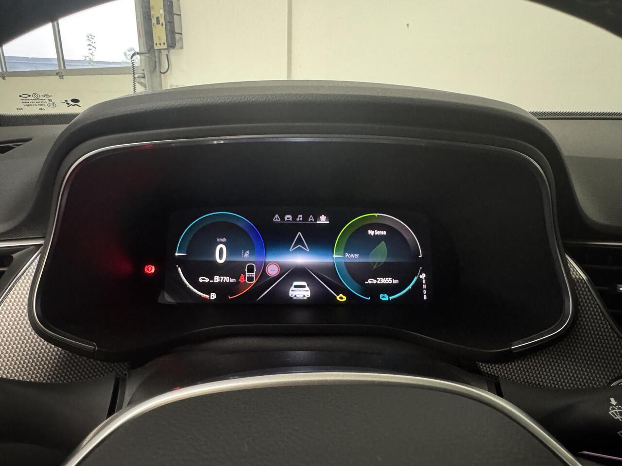 Renault Arkana 1.6 E-Tech full hybrid 145 techno | Navigatie | 360 Camera | Lichtmetalen velgen 18" |