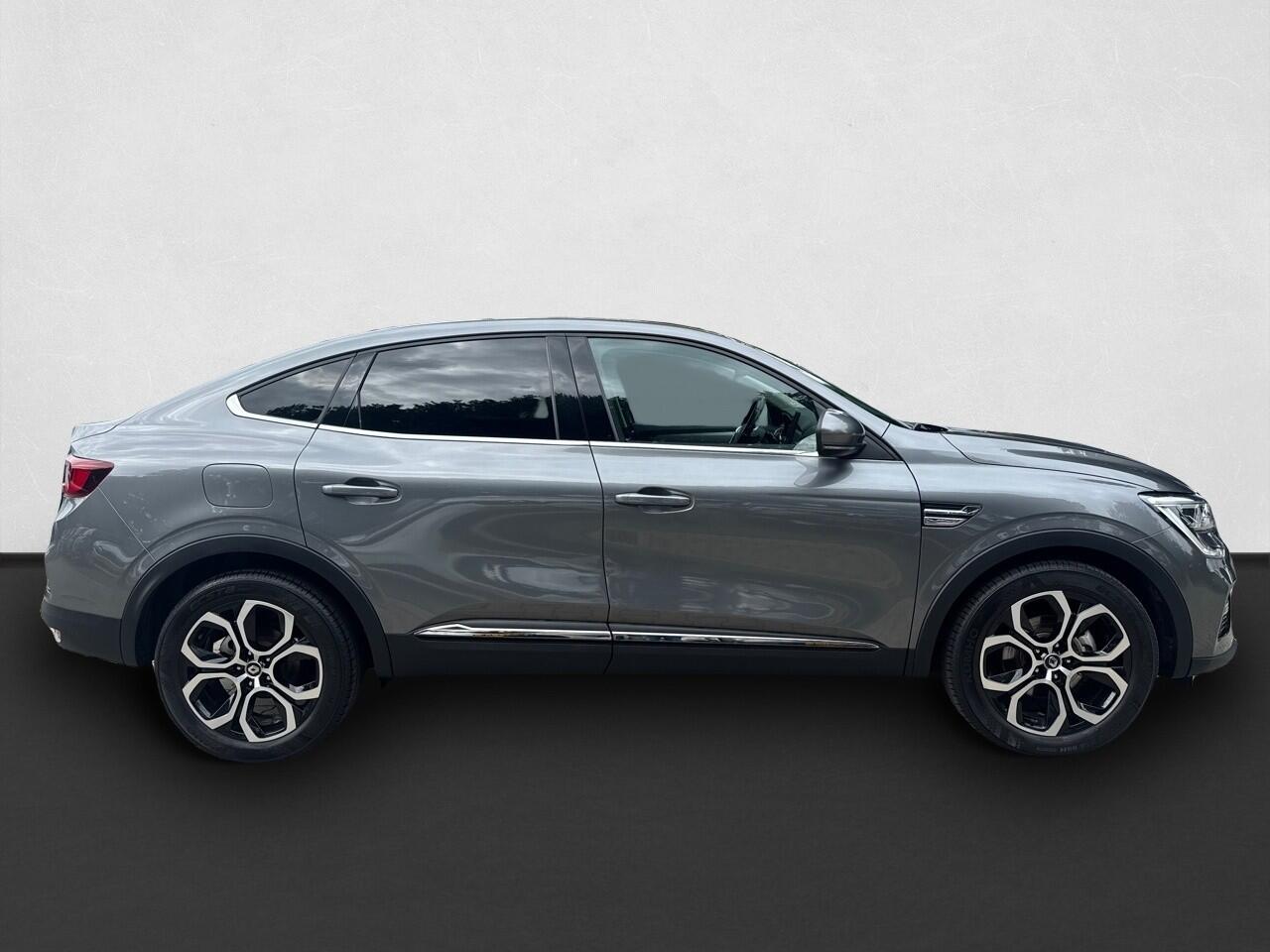 Renault Arkana 1.6 E-Tech Hybrid 145 Intens CAMERA / NAVI / BOSE