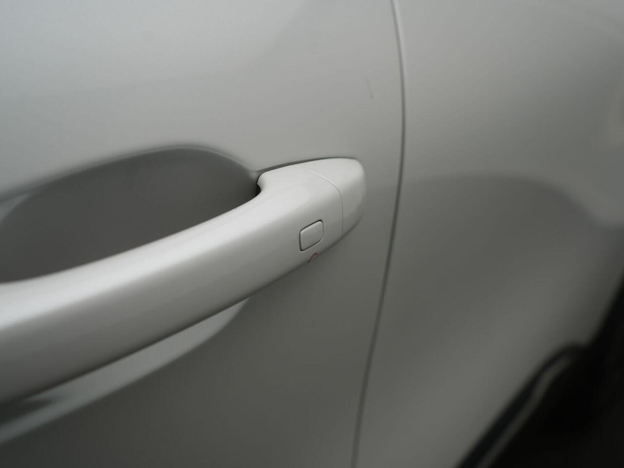 Renault Arkana 1.6 E-Tech Full Hybrid 145 Intens - RIJKLAARPRIJS - Achteruitrijcamera - Adaptieve Cruise Control