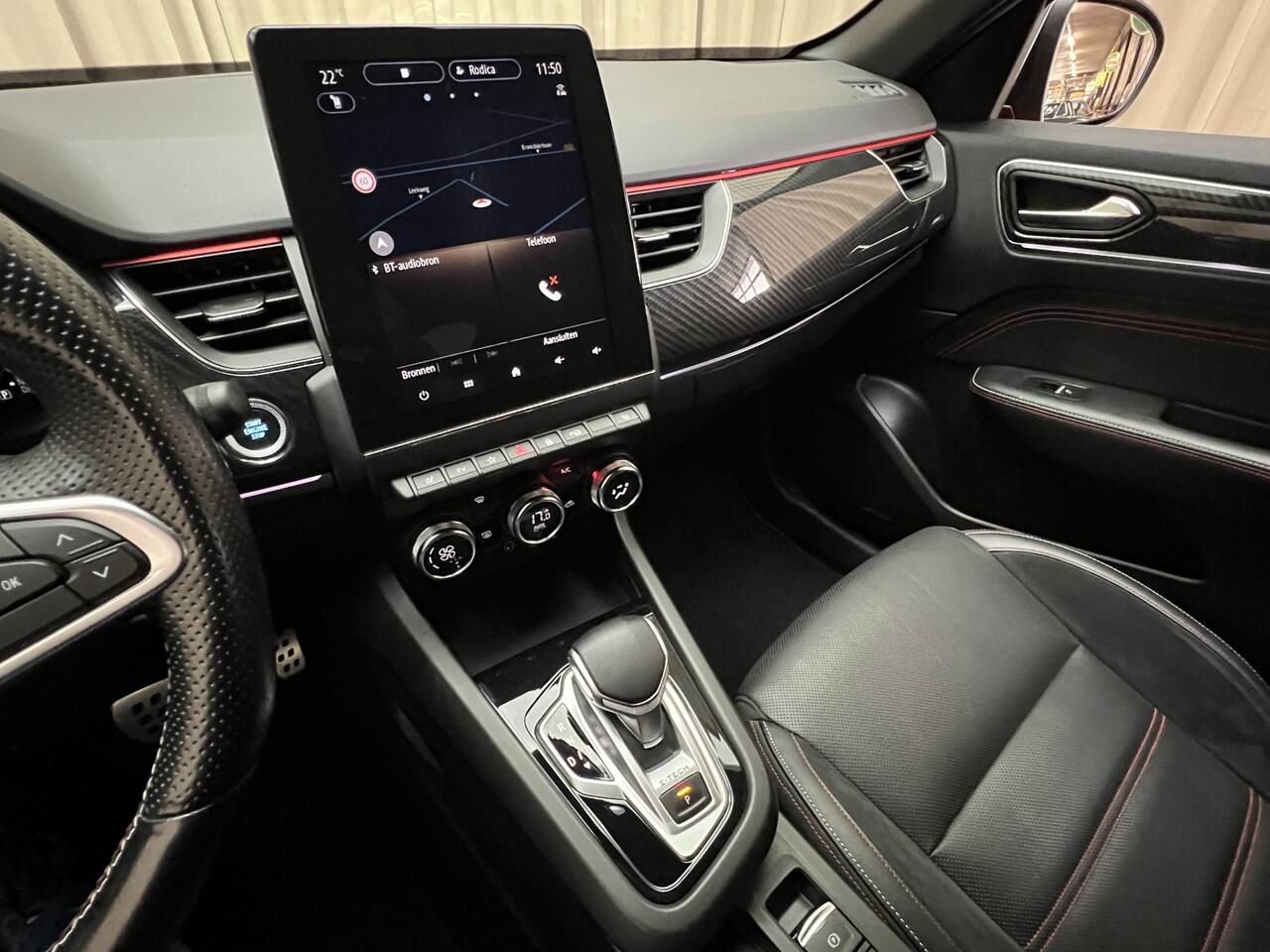 Renault Arkana *RS-LINE* Orange Valencia / 145 E-Tech / Hybrid / Automatic / FULL OPTION / LED Pure Vision / BOSE / 18" LMV / Leder