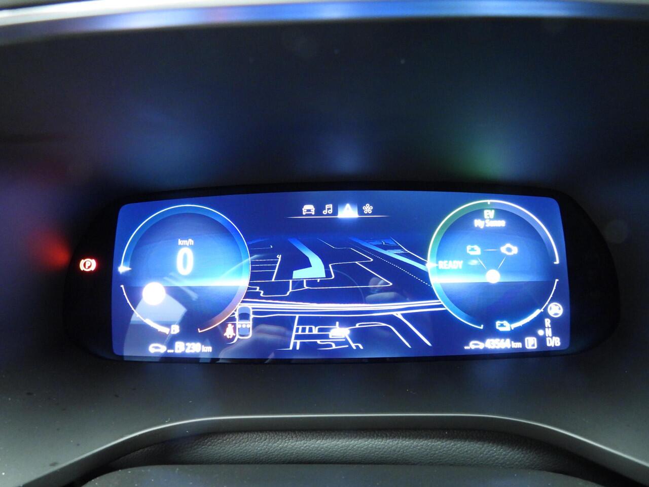 Renault Arkana 1.6 E-Tech hybrid 145 E-Tech engineered | Leder | Sportstoelen | Carbon interieurlijst | Camera